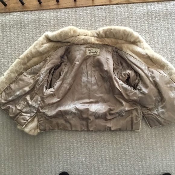 **FALL SALE** Vintage Mink Jacket - Picture 5 of 9